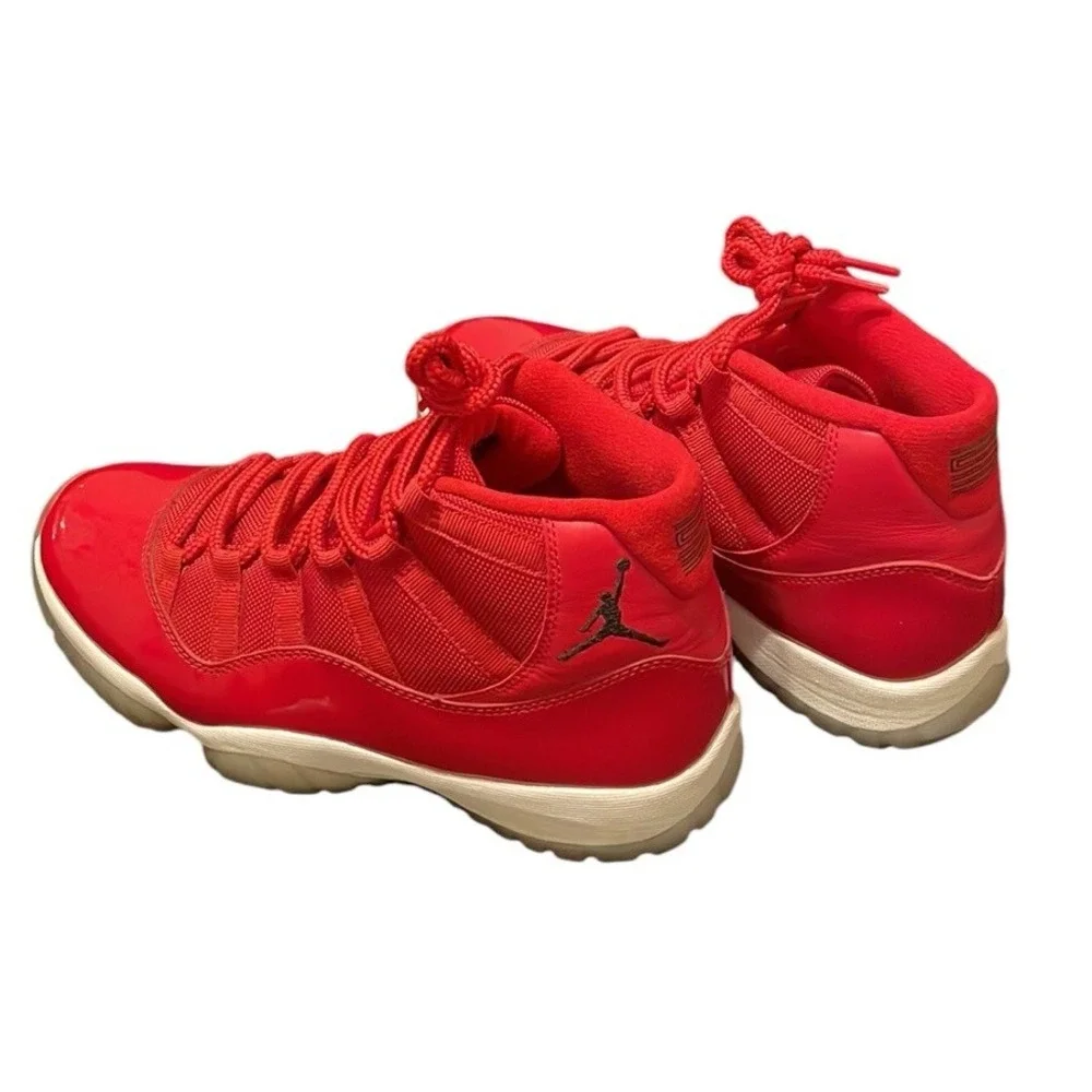 Nike Jordan Men's Red/White Retro Win Like 96 378037-623 Pre-Owned No Box Size 9
